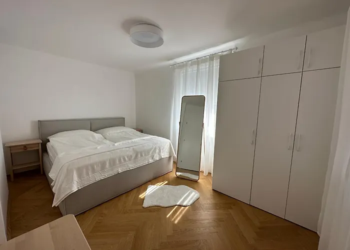 Viviane Paulos - Stylish At Wienerberg Apartamento Viena